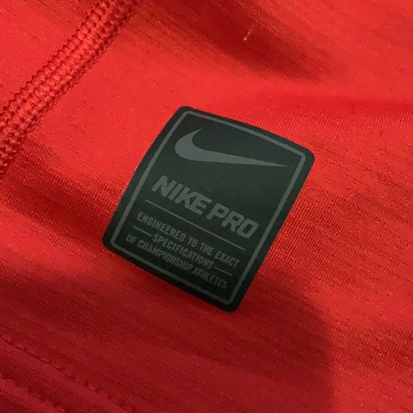 Red Unisex Nike pro long sleeve - Picture 4 of 5